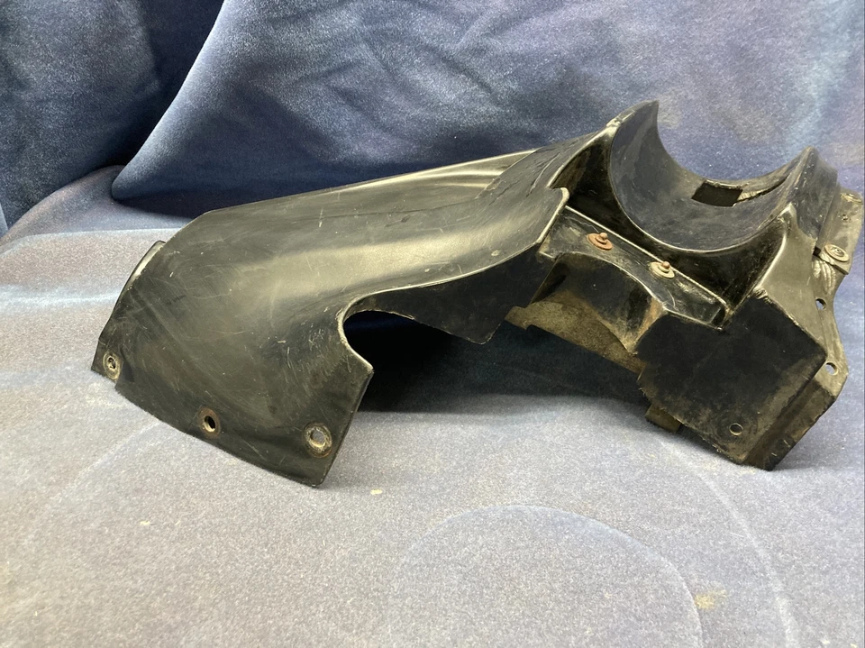 Yamaha VMAX 600 ST 1994 lado izquierdo delantero plástico nariz vientre cubierta negro usado Foto 2 de 4