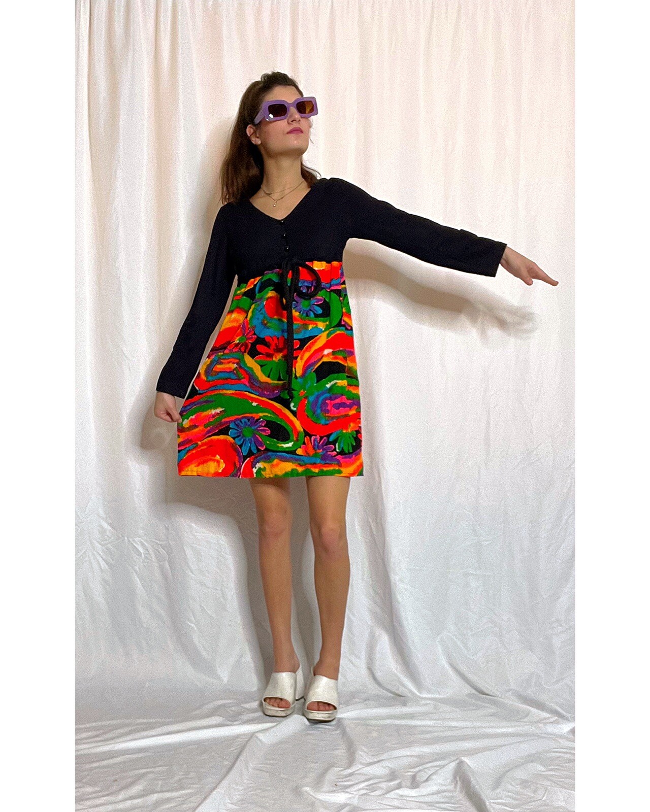 Watercolor psychadelic mini dress 70s - image 6