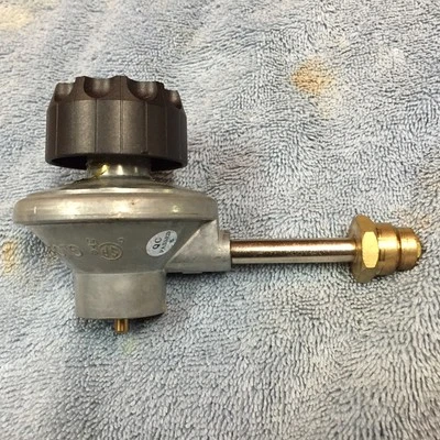 BRAND NEW CHARBROIL / THERMOS grill2go g2g fire and ice GAS VALVE REGULATOR