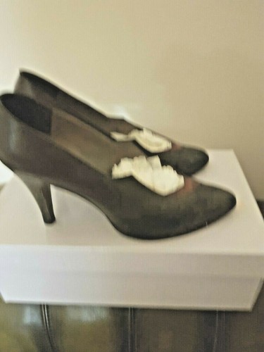 Pumps Marke RAYNE Leder gebraucht Farbe grün Gr. 38