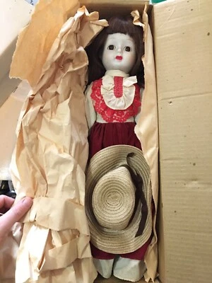 poupee porcelain doll