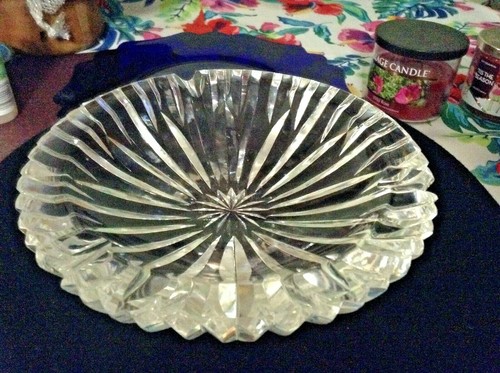 WATERFORD CRYSTAL PRISMATIC ASHTRAY SUNBURST CARVED PATTERN 7" ACROSS ETCHED 3LB - Picture 2 of 8