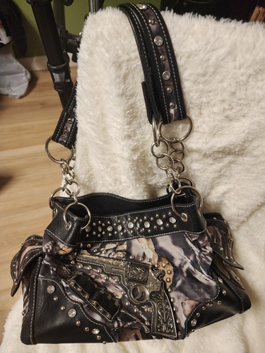 Camouflage Western Nieten Glitzer Schultertasche Handtasche Pistole und Kugeln EUC