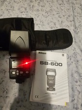 NIKON SB-600 Speedlight Camera Flash with Case - Tested