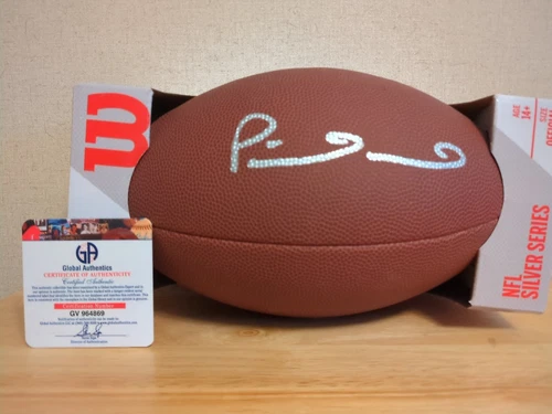 Patrick Mahomes Chiefs Signed Auto W/ COA