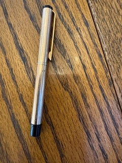 Pluma espacial Mel Fisher contiene oro real del naufragio de Atocha de 1622