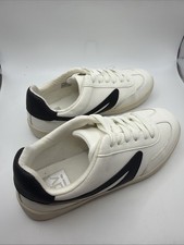DV by Dolce Vita Ladies' Vasser Fashion Sneakers White Black Size 6 Preowned
