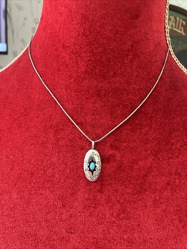 Sterling Silver Navajo Turquoise Stone Pendant Necklace - Picture 2 of 12
