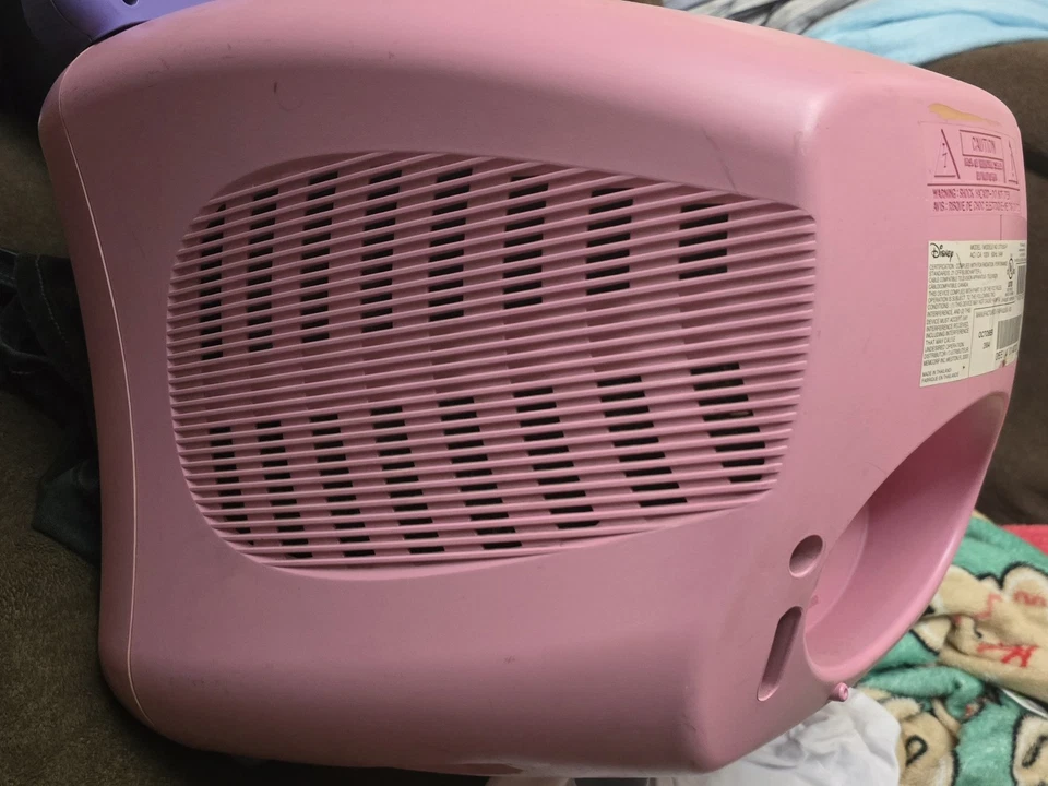 RARE:   DISNEY PRINCESS PINK TV DT 1350-P 13 INCH SCREEN No REMOTE..year  2004 - Image 4 of 4