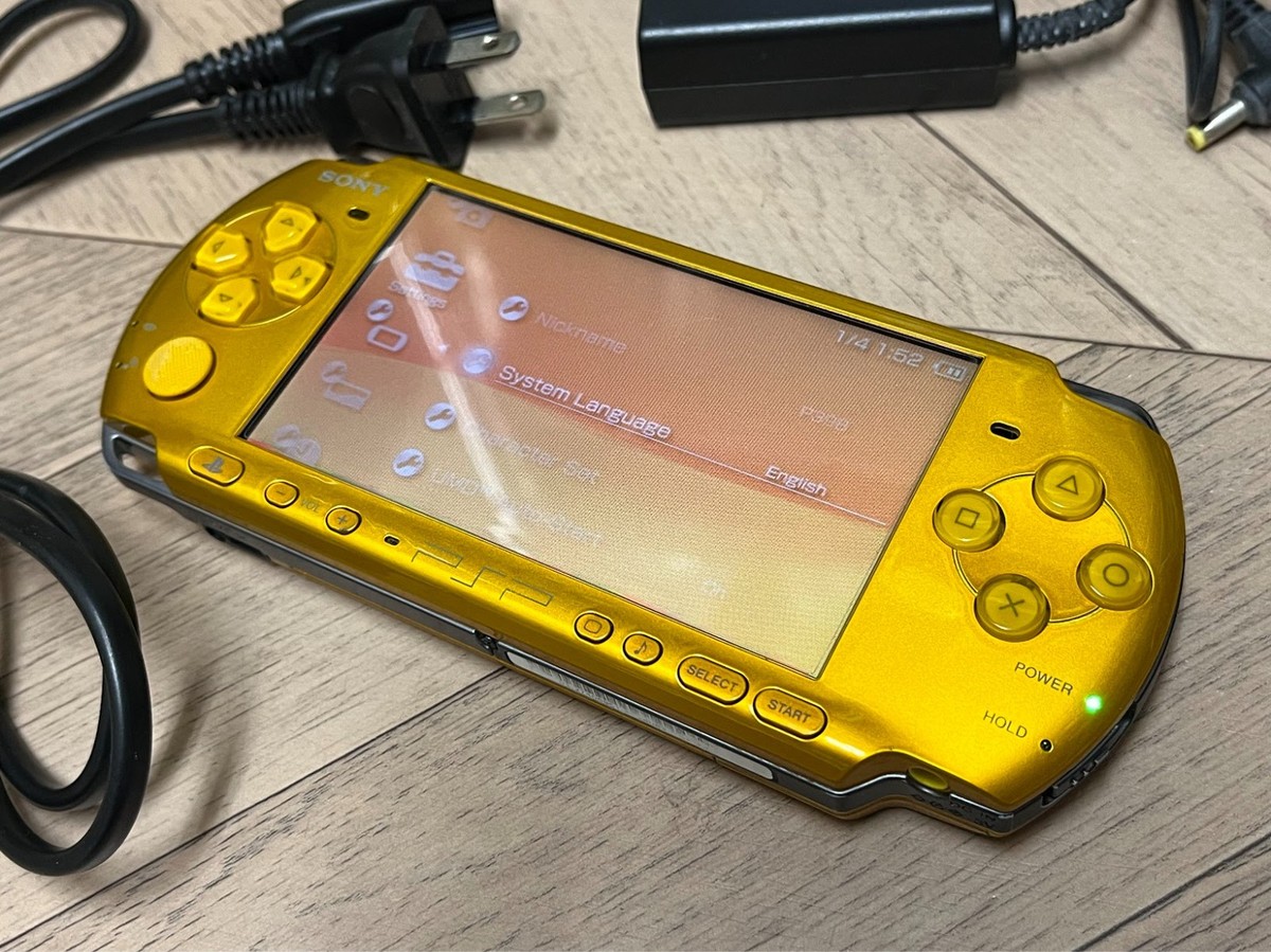 【美品】PSP-3000 本体 イエロー SONY PSP Playstation Portable Bright Yellow PSP - 3000 BY Cable