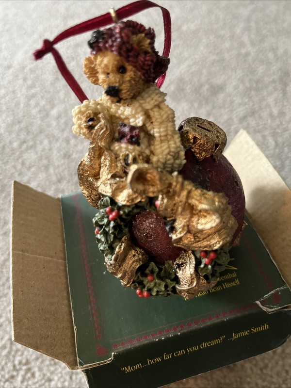 BOYD’S BEARS EDMUND DECK THE HALLS #25700 CHRISTMAS ORNAMENT