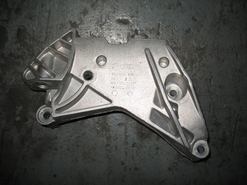 Original VW New Beetle 5C Stütze A4668 06j199207p