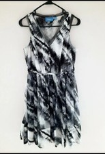 Simply Vera Wang dress Size S