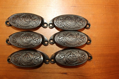 Antique Victorian Cast Iron Detailed Bin Apothecary Cupboard Drawer Pull L-1 - Picture 7 of 8