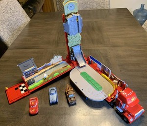 transforming mega mack