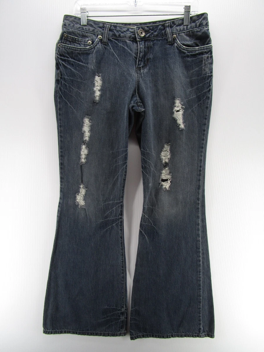 Y2K Fashion is back – YMI JEANS
