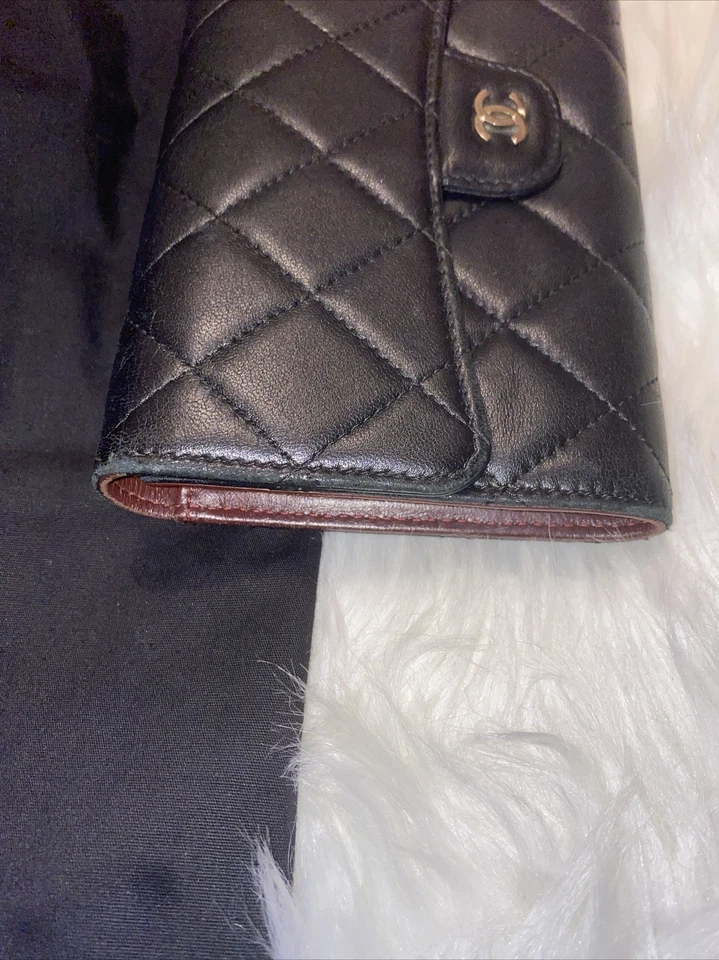 CHANEL Classic Flap Wallet Black Lambskin Leather Certified 100% Authentic - Image 3 of 4