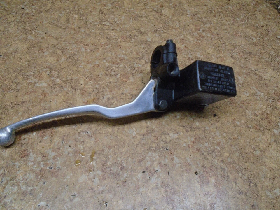 Suzuki King Quad Kingquad LT 400 2012 ASI ATV palanca de freno delantero cilindro maestro Foto 2 de 3