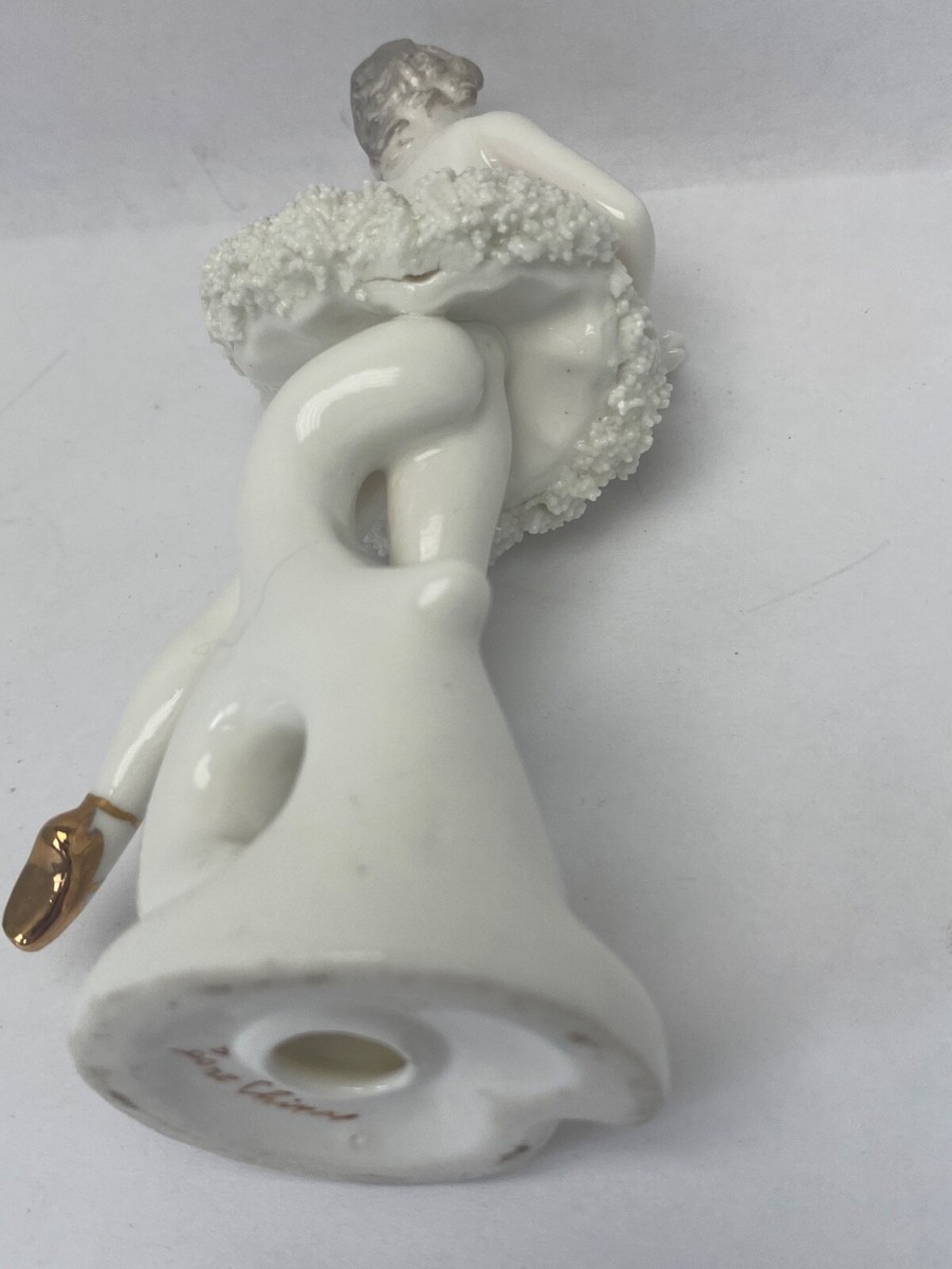 BONE CHINA VINTAGE PORCELAIN YOUNG BALLERINA FIGURINE GOLD TRIM