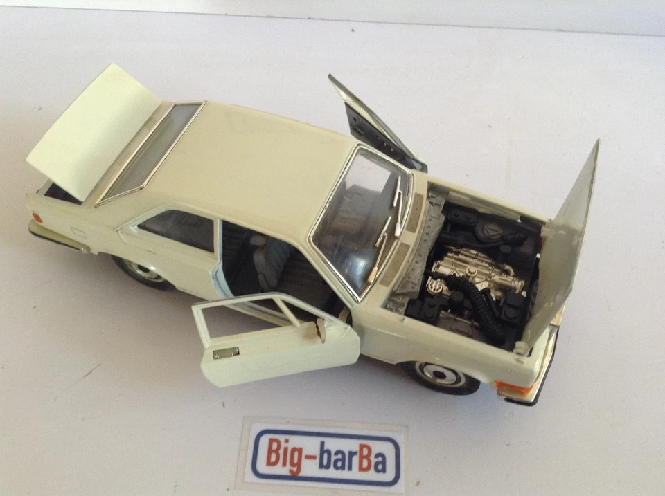 🔥Lot vintage🚗 BBURAGO ROLLS ROYCE CAMARGUE 1/22 🔥✨ OCCASIONE ✨ - Immagine 4 di 4
