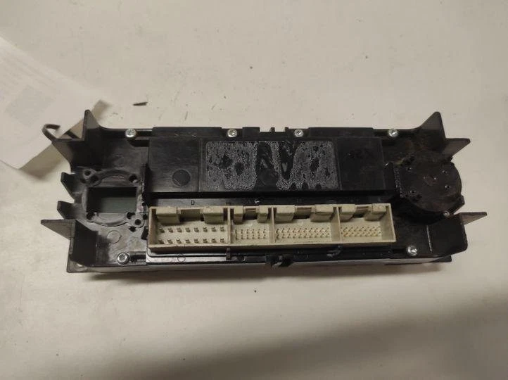 VW BORA Variant 1J6 Altre Centraline 1.9 Diesel 85kw 2001 27010803 - Immagine 2 di 2