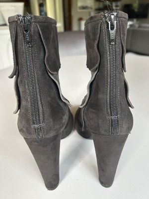 Stuart Weitzman boots size 9