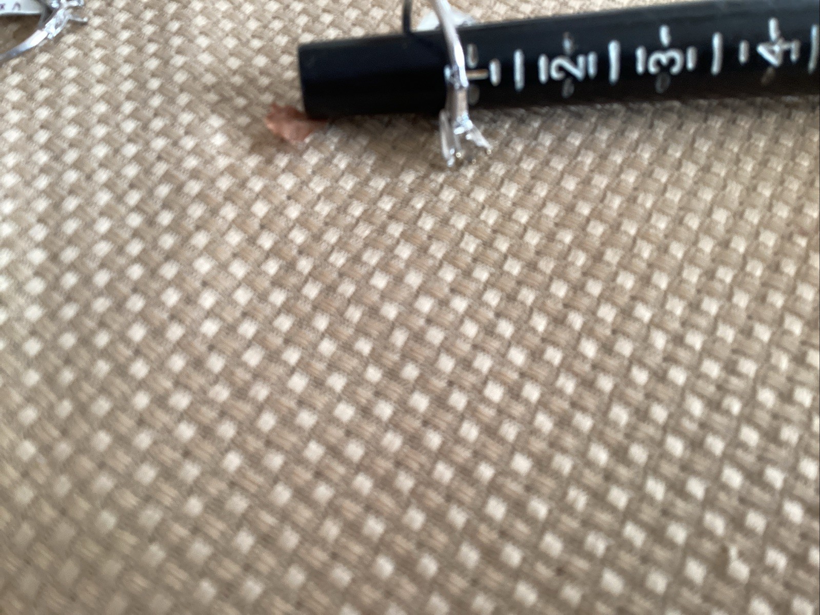 Platinum Diamond Ring With Two Side Baguettes - image 7