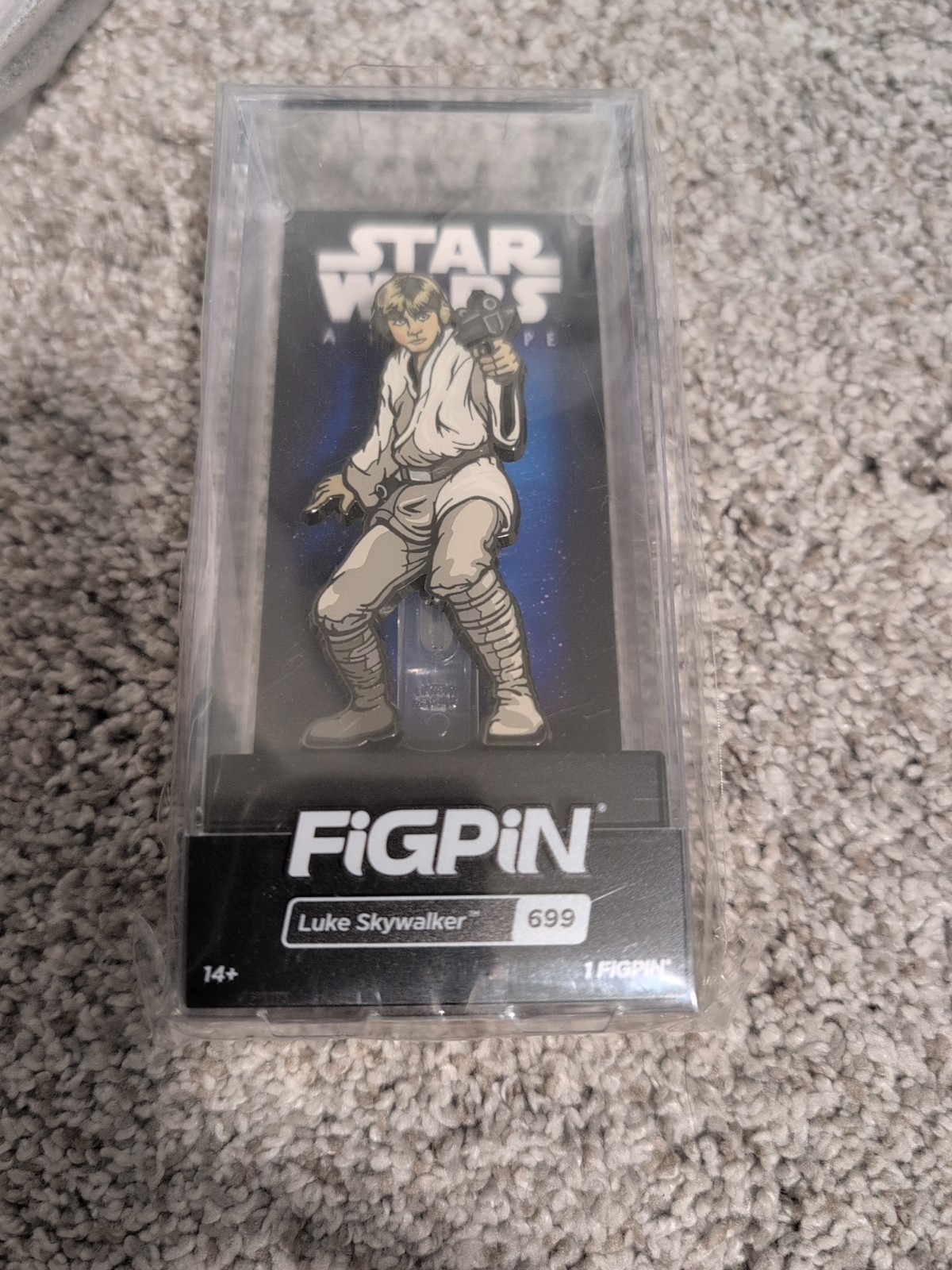 FiGPiN Star Wars A New Hope Luke Skywalker #699 Collectable FigPin