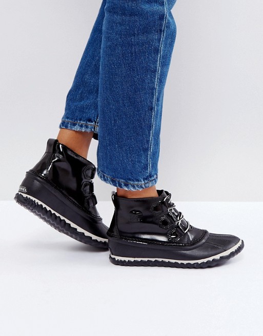 Sorel Out n About waterproof patent Leder duck boots schwarz Größe 6 Sorel Out n About waterproof patent Leder duck boots schwarz Größe 6