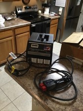 Eagle Performance Series Model 2412 24 Volt/12 Amp Pro Charging Systems Charger