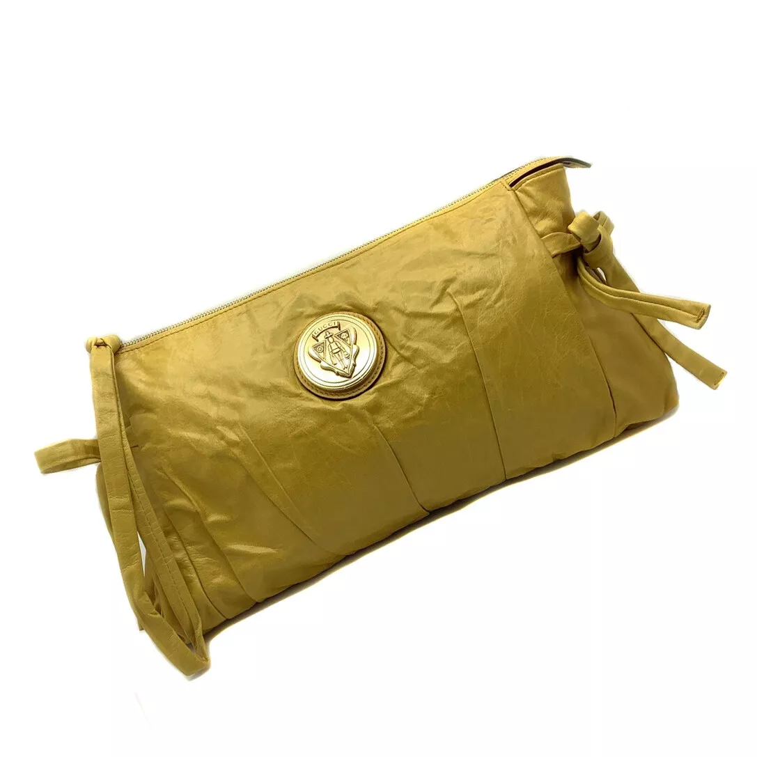 Gucci hysteria cheap clutch