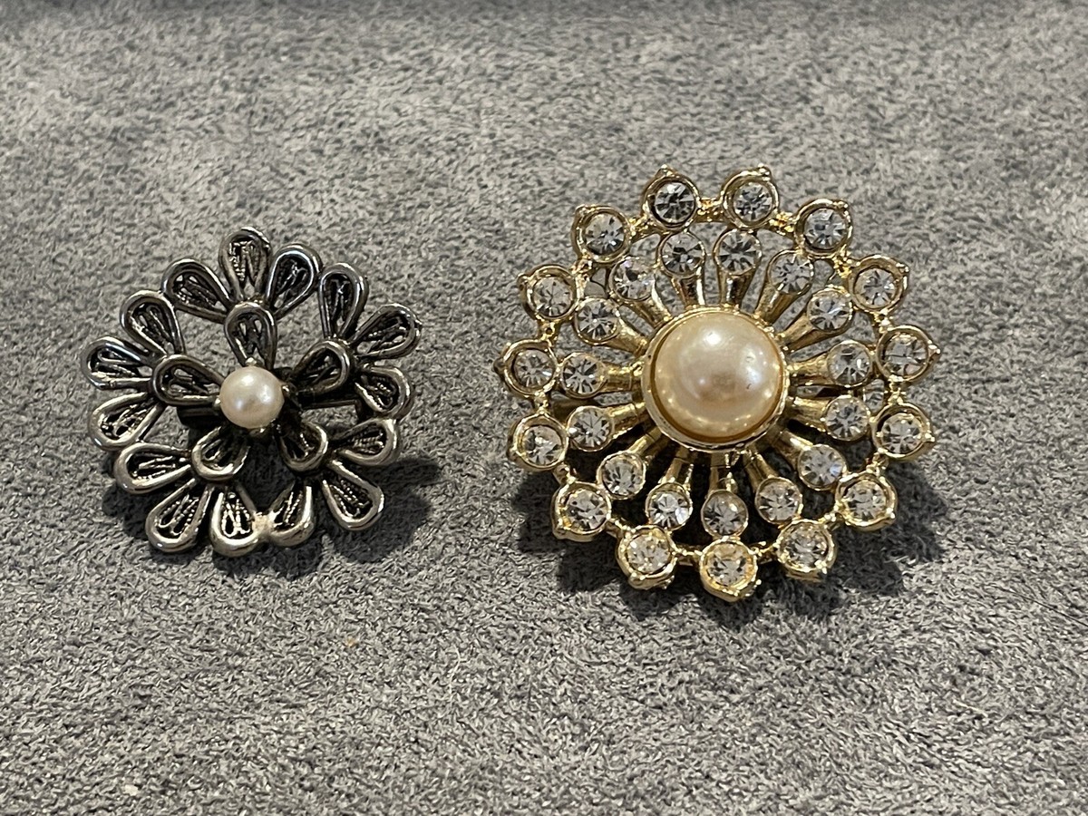 Lot of 2 signed Flower Brooches 1 Tacos and 1 AJC --830.23 | eBay