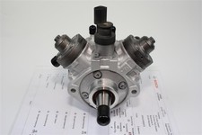Bosch Hochdruckpumpe 0986437454 Audi 3.0 TDI 059130755BF A4 A5 A6