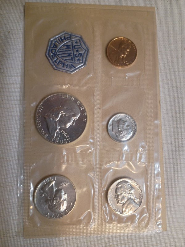 1962 Philadelphia Mint Pack Original Sealed U.S. Mint Cellophane OGP