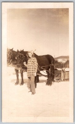 Vtg B&W Snapshot Woman In Plaid Shirt With Team Of Draft Horses In Snow 1940s