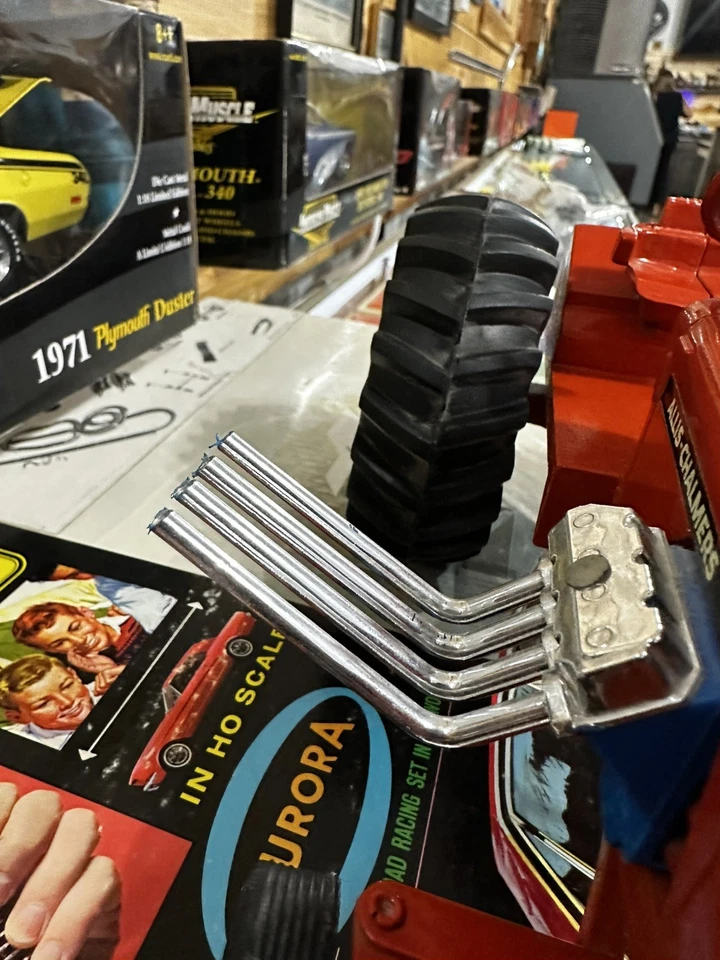 Ertl Allis Chalmers Big ACE Puller 1/16 Diecast Replica Collectible - Image 4 of 4