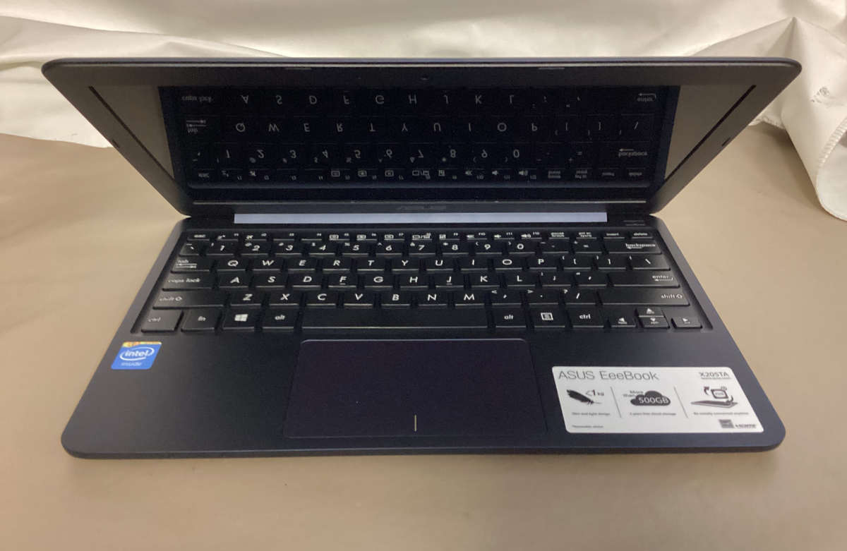 ASUS Eeebook X205TA 11.3in. (32GB, Intel Atom, 1.33GHz, 2GB