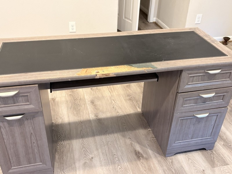 GREY OFFICE DESK GOOD Size Computer Desk