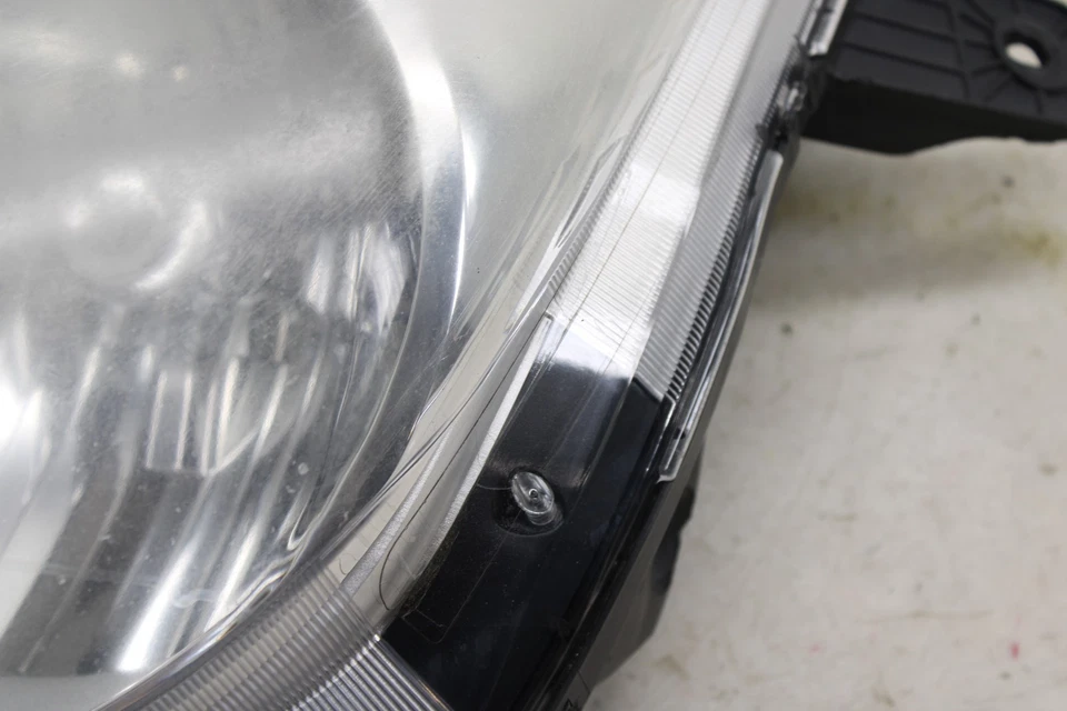 2006-2009 Pontiac Solstice Left Headlight Assembly OEM NA9 - Image 4 of 4