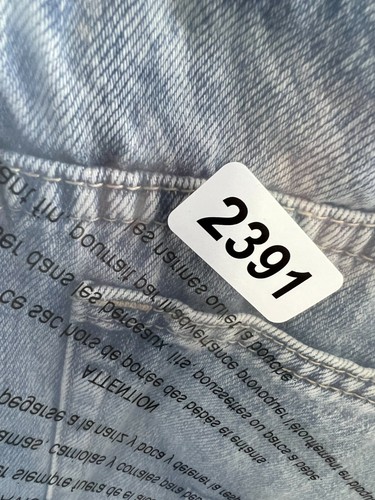 Forever 21 Denim Shorts Junior's Size L Blue Distressed Frayed Cut Off Shorts - Picture 8 of 8
