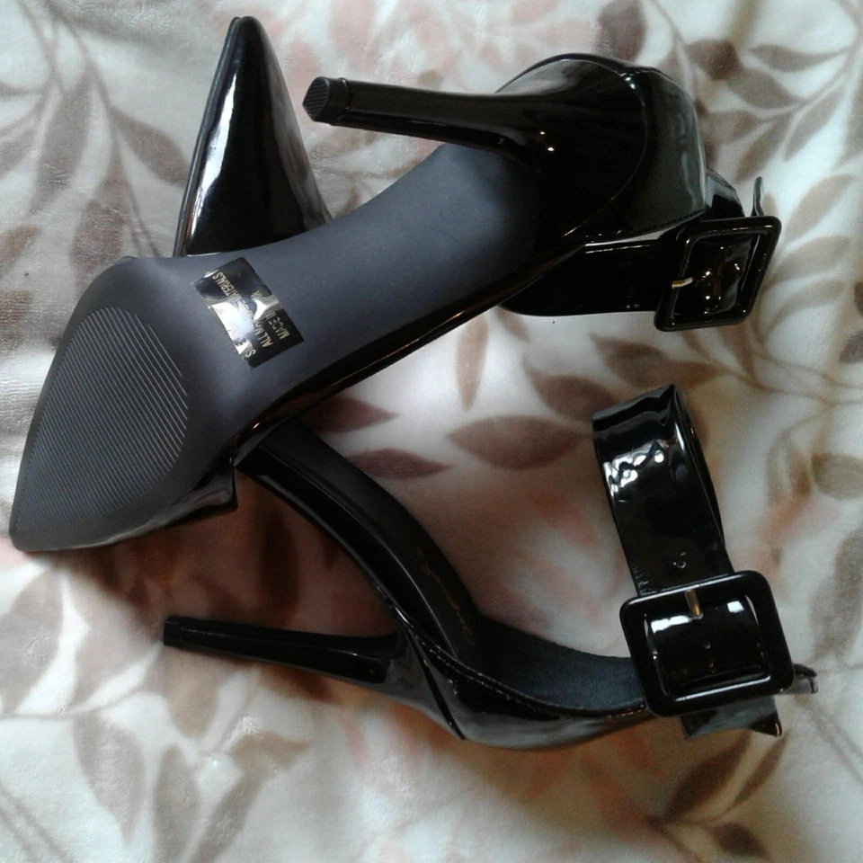 Qupid Sexy Negro Estampado Cuero Puntera Punta, Correa para el Tobillo, Talla 8.5, Tacón de 4.25" Foto 3 de 4