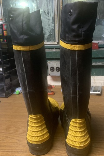 Viking Vw42 Unisex Steel Rubber Boot size 9 Steel Toe Black Yellow - Picture 4 of 8