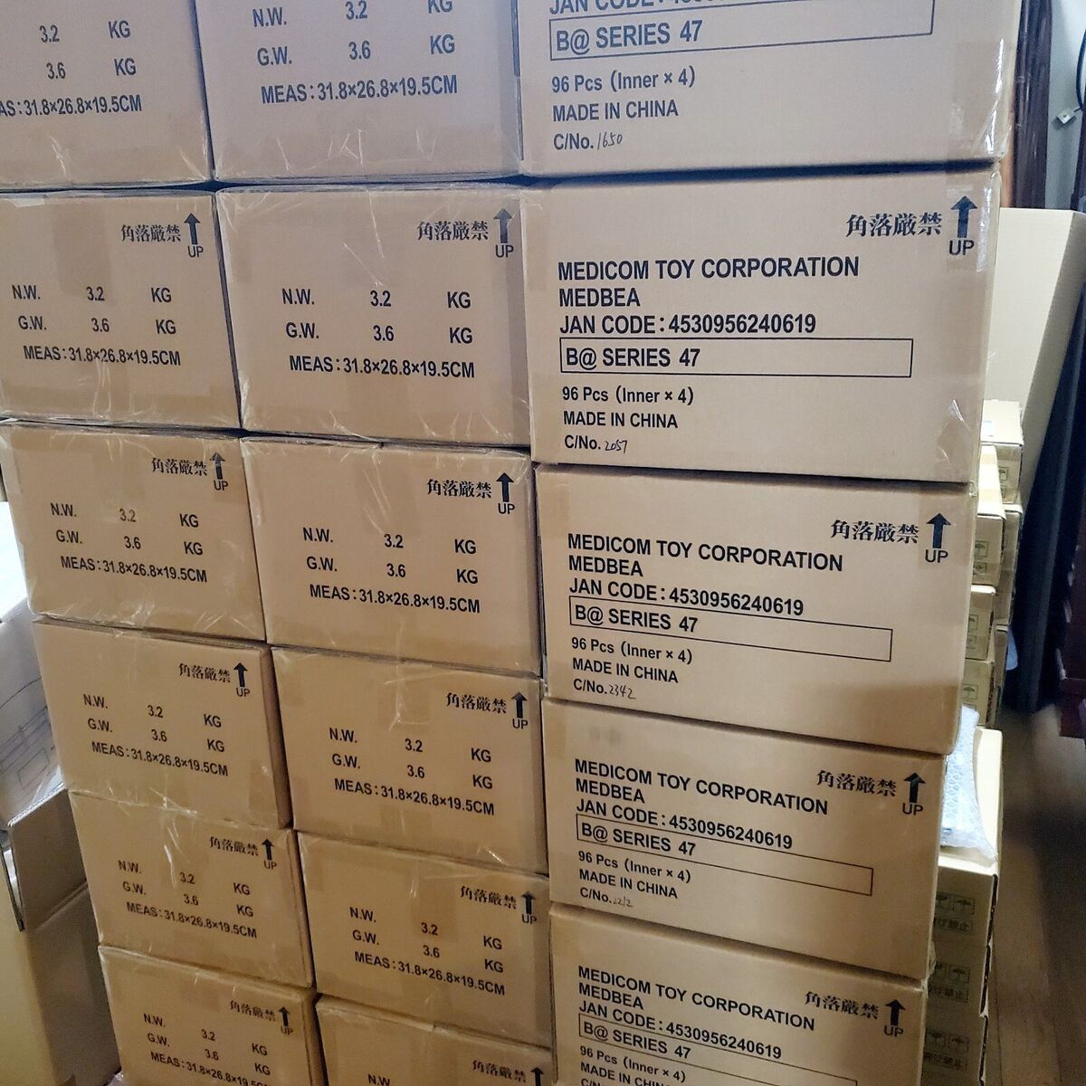 Medicom Toy series 47 bearbrick Be@rbrick Case of 24pcs Sealed Carton (4box)