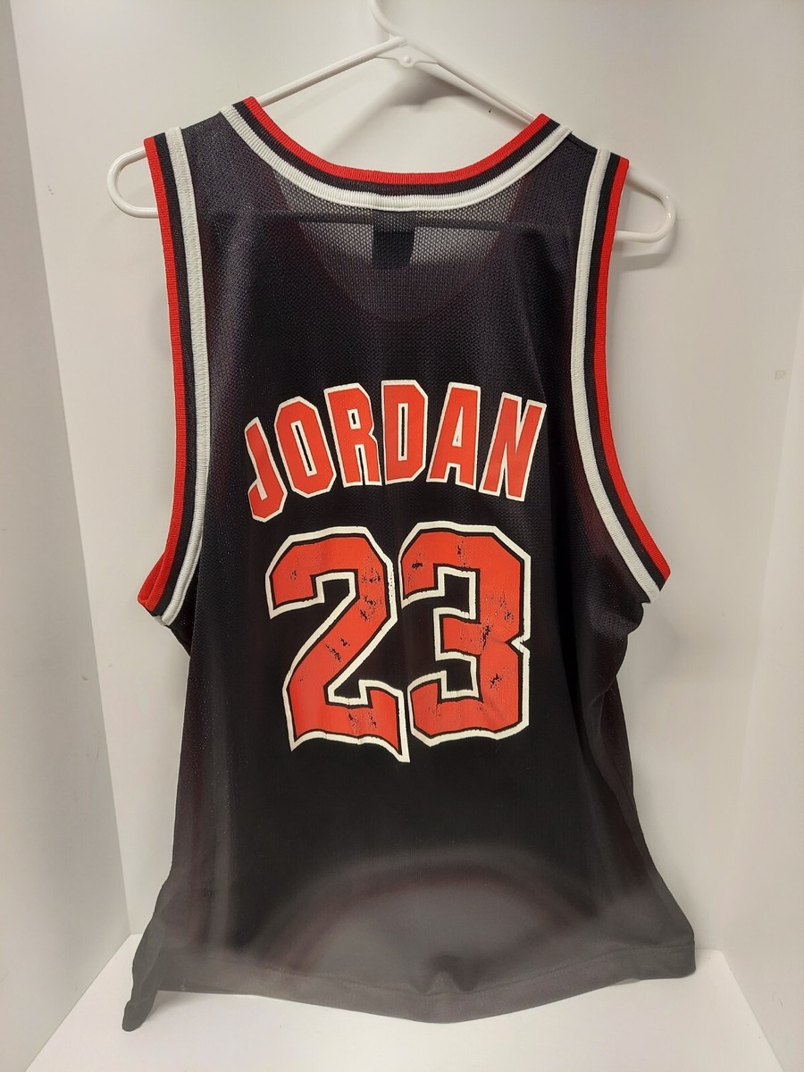 Vintage Champion Michael Jordan Jersey Chicago Bulls #23 NBA Size