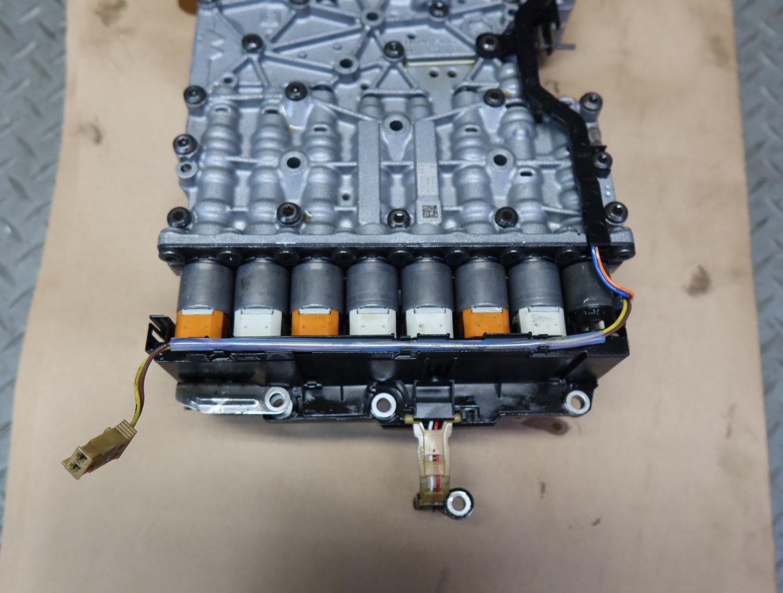 Maserati Quattroporte S Q4 2014-2021 Valve body