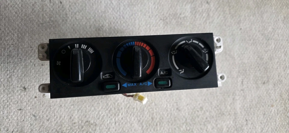 1996-2000 NISSAN PATHFINDER AC HEAT CLIMATE TEMPERATURE CONTROL OEM - Image 2 of 3