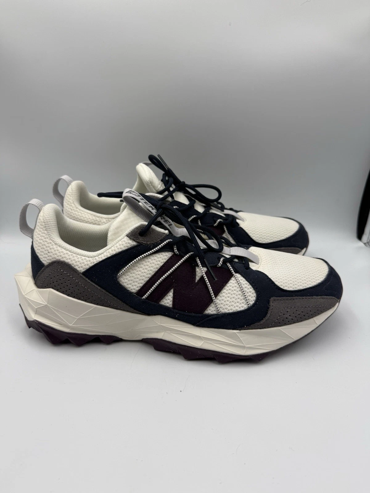 New Balance Athleisure Tektrel S Trail Running Shoe Mens Size 11
Opens in a new window or tab