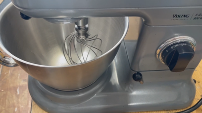 Viking Professional Stand Mixer 5 Quart 800 Watts Model VSM500