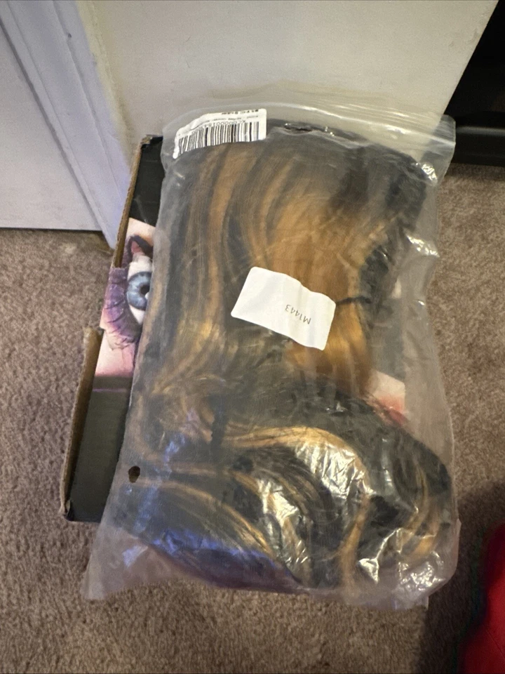 Nueva Peluca Larga Mezcla Cabello Humano Ondulada Marrón Rubio Destacados Encaje Frontal Mujeres Cabello Foto 3 de 3