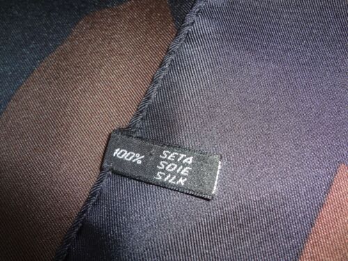 Vintage Valentino Black/Brown Panther Print 100% Silk Square Scarf Made in Italy - Picture 12 of 12